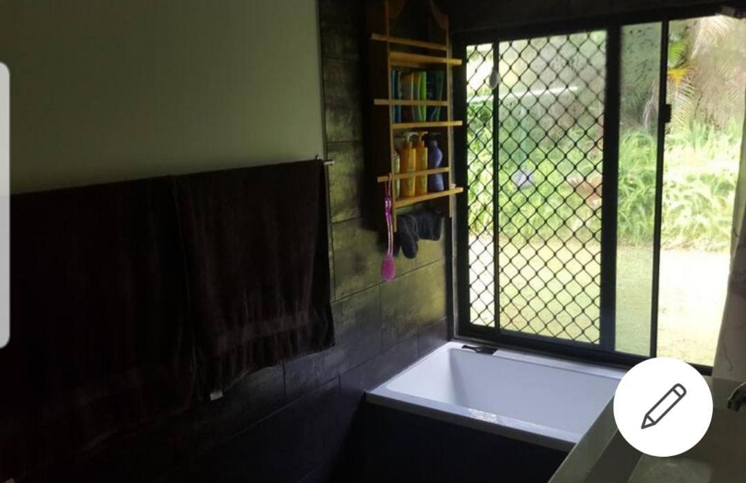 Rustic Retreat Villa Jaggan Bagian luar foto