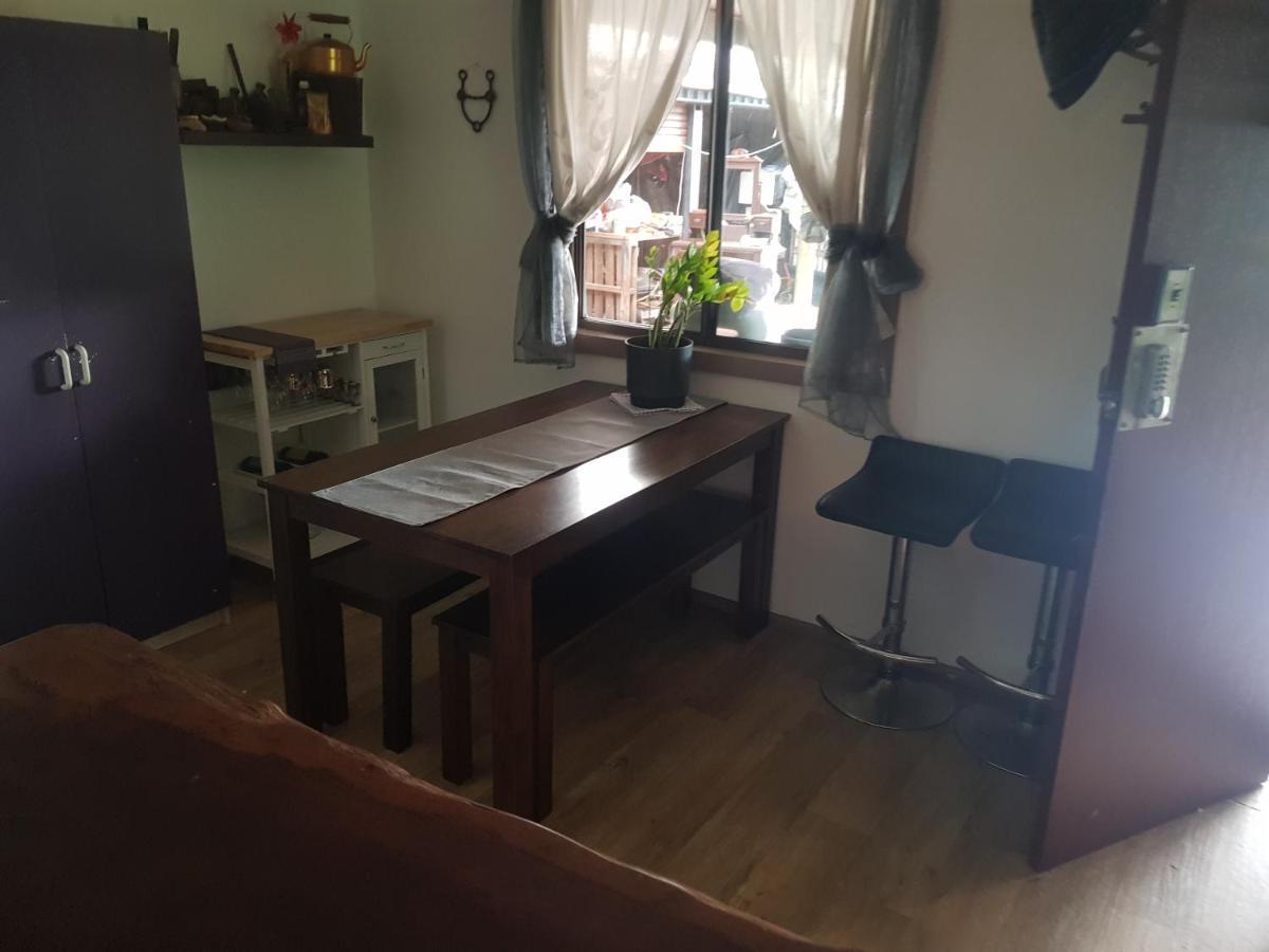 Rustic Retreat Villa Jaggan Bagian luar foto